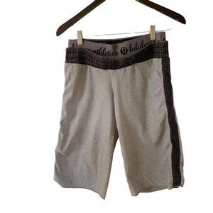 Lululemon Pranotthana Crop Capri Double Waistband Stretch Shorts